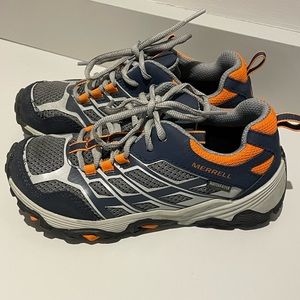 Merell Waterproof Kids Sneakers. Size 1.